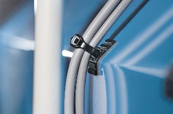 Klebesockel FlexTack für die optimale Kabelführung auch an Kanten.