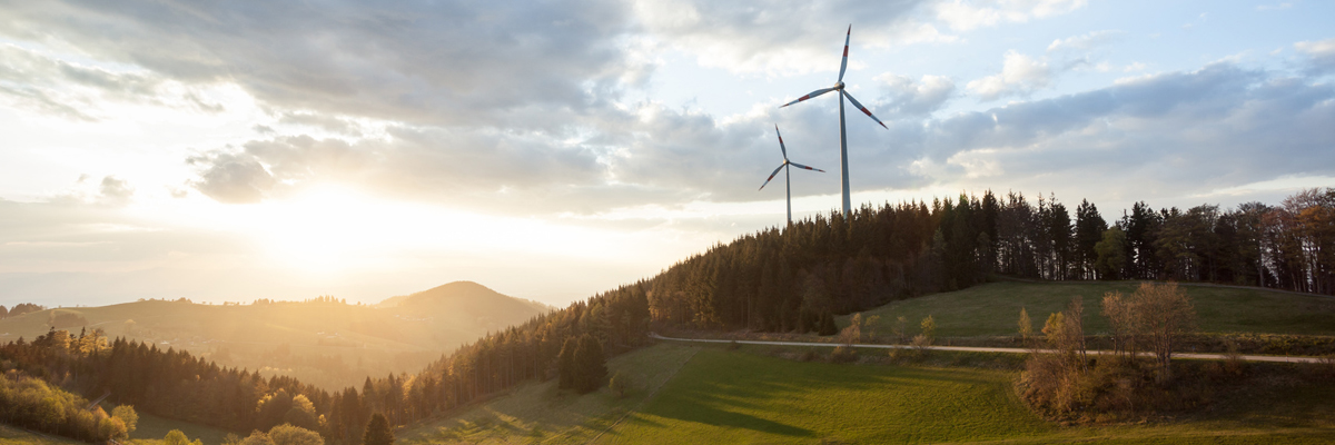 Windkraftanlage in Landschaft
