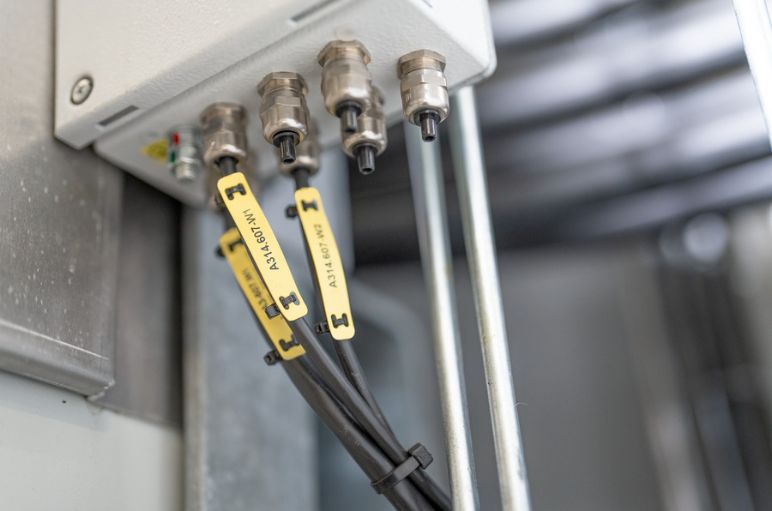 UV-stabilisierte Kennzeichnungsschilder