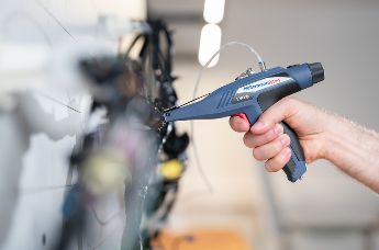 Pneumatische Kabelbinderpistole EVO7p für Großserienfertigung und Montagelinien